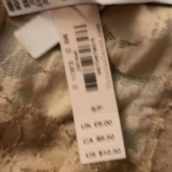 Victorias Secret Beige Tan Lace Hiphugger Hipster Panty Underwear Size Small NWT - Picture 4 of 4